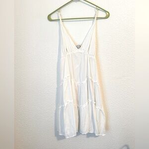 She + Sky Tiered Dress Women’s L White Silk Blend Sleeveless Mini V-Neck Dress